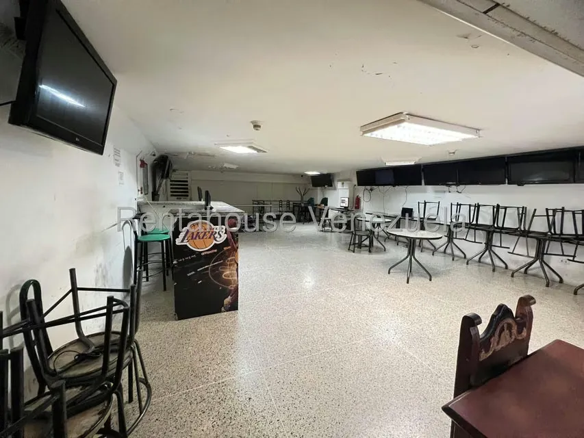 Local Comercial en Venta en Parroquia La Candelaria, Distrito Metropolitano - 13