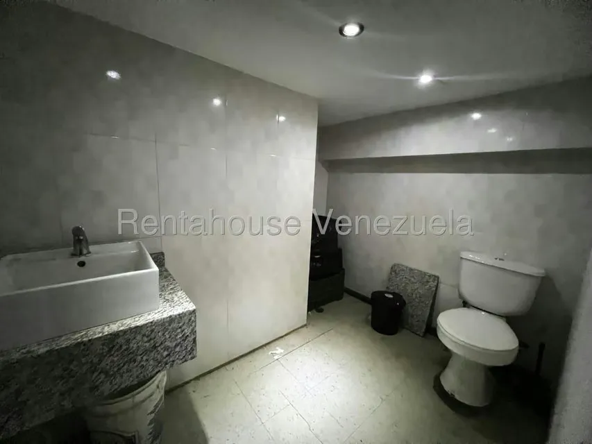 Local Comercial en Venta en Parroquia La Candelaria, Distrito Metropolitano - 15