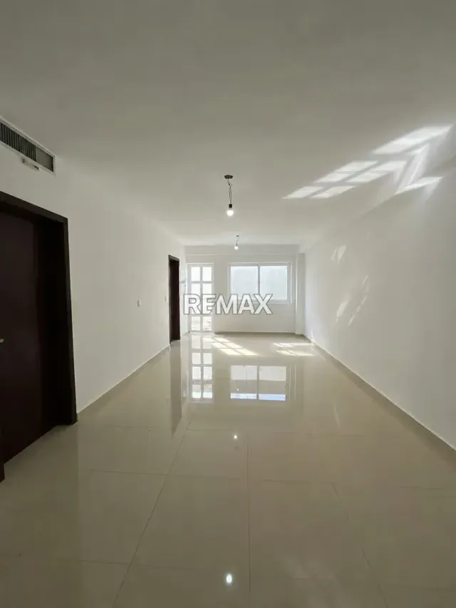 TOWNHOUSE EN VENTA EN COSTA AZUL ISLA DE MARGARITA MUY CERCA DE LOS MEJORES CENTROS COMERCIALES Y DE LA PLAYA - 2