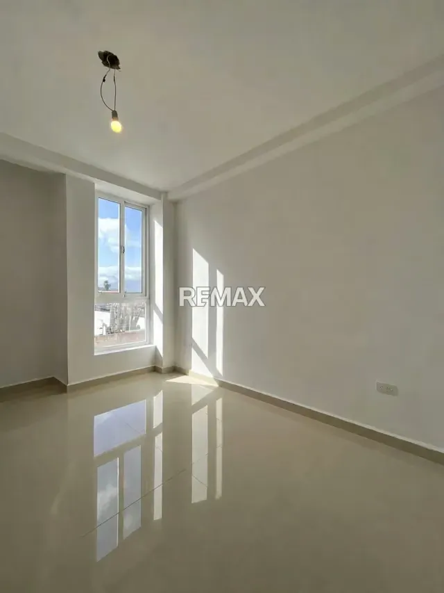 TOWNHOUSE EN VENTA EN COSTA AZUL ISLA DE MARGARITA MUY CERCA DE LOS MEJORES CENTROS COMERCIALES Y DE LA PLAYA - 9