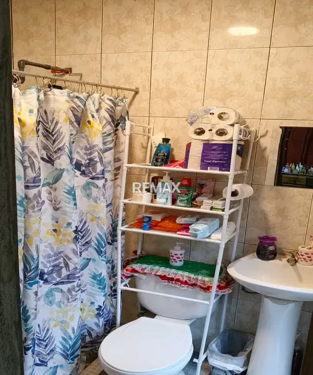 CASA EN VENTA EN CARICUAO LAS TERRAZAS ZONA B LATERAL - 11
