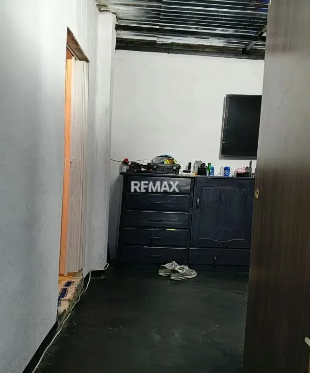 CASA EN VENTA EN CARICUAO LAS TERRAZAS ZONA B LATERAL - 14