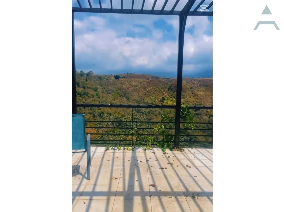 Se vende Casa 1.500m² 4h/3b/5p La Lagunita