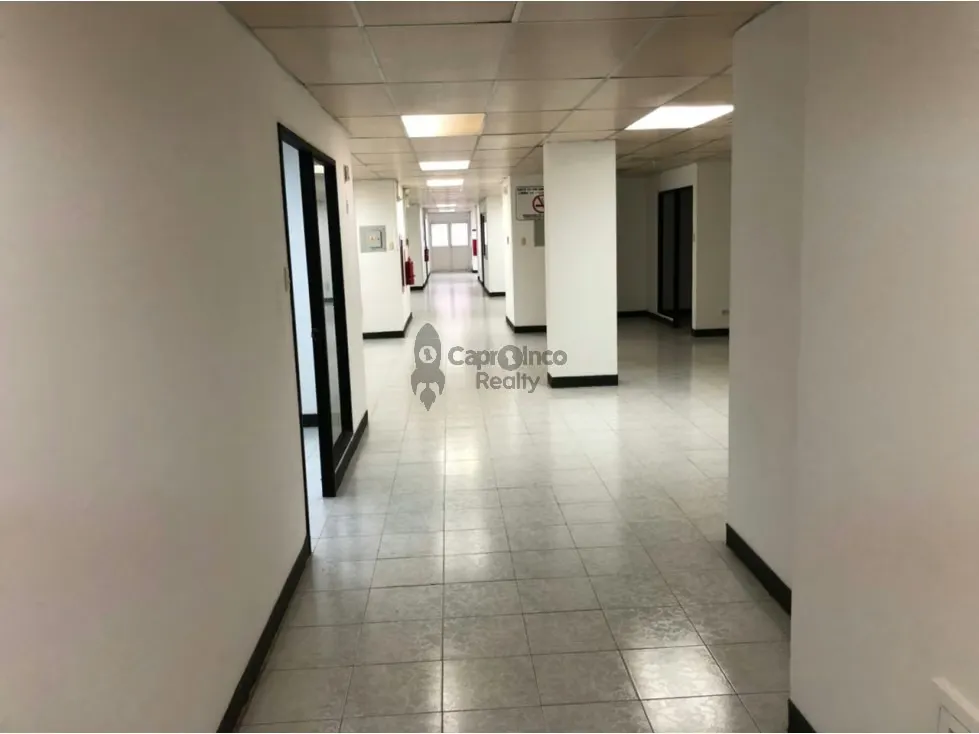 Amplia Oficina en alquiler en CC Reda Buiding TCL 9363718 - 2