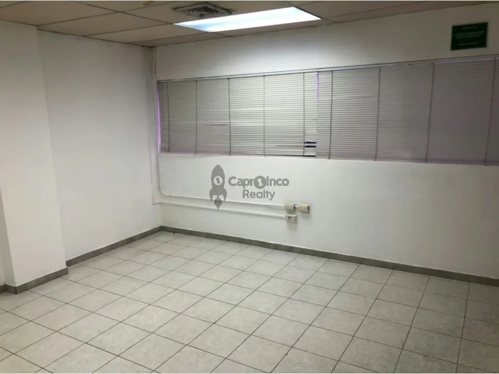 Amplia Oficina en alquiler en CC Reda Buiding TCL 9363718 - 9