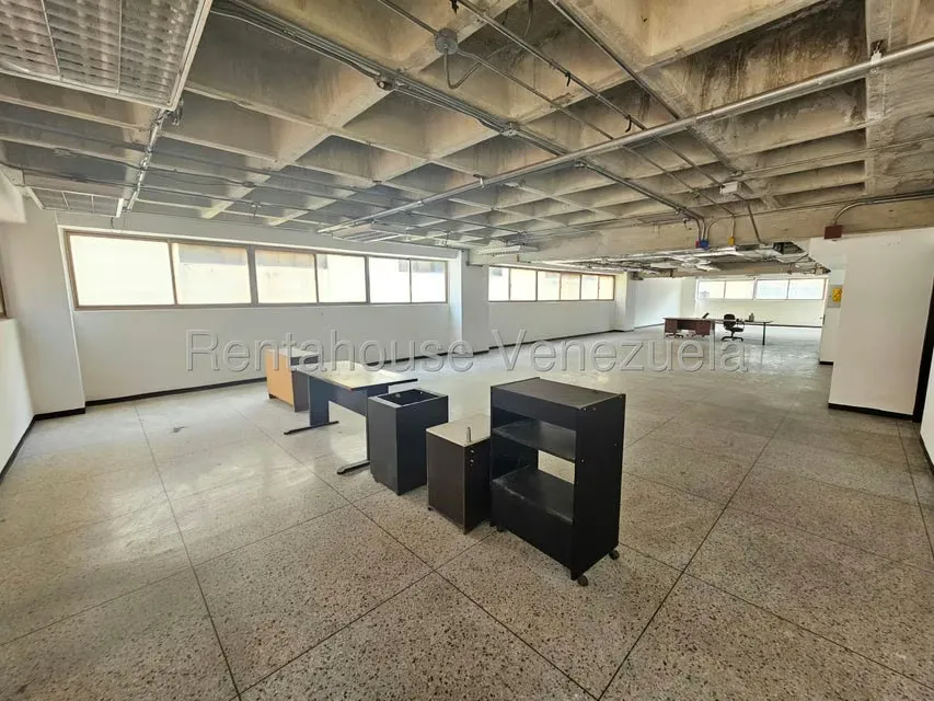 Galpon - Deposito en Alquiler en La Urbina, Distrito Metropolitano - 3