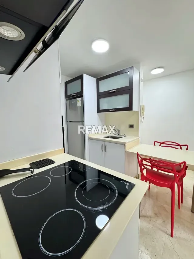 Se Alquila apartamento en el Conjunto Residencial Entremares en la Ciudad de Lecheria - 8