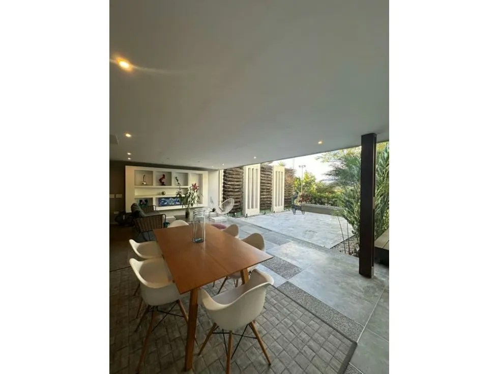 Vendo PB 250m2 Los Samanes 3361 - 33