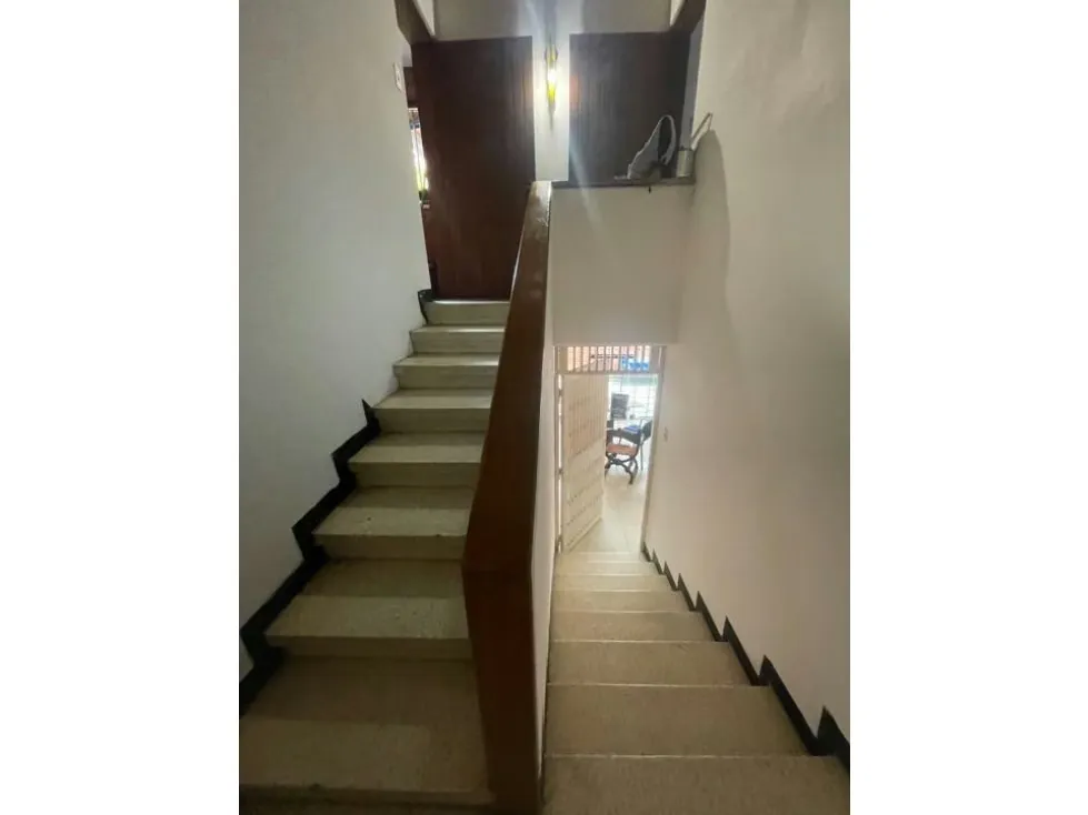 Se vende casa 650m2 Prados del Este 0565 - 26