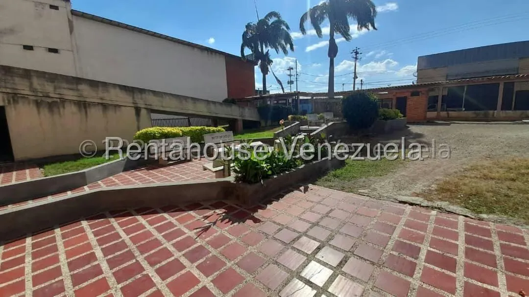 Apartamento (1 Nivel) en Venta en Centro, Lara - 4