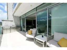 View 18