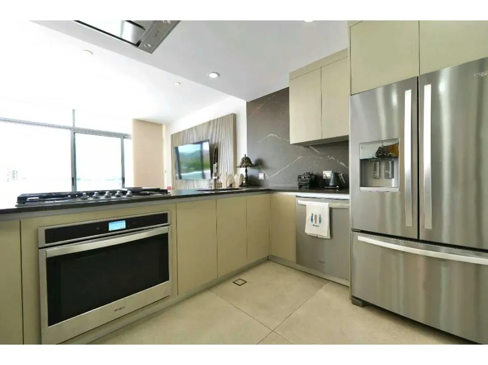 APARTAMETO DE NUEVA DATA CON VISTA AL AVILA, SANTA FE SUR, 140 mts - 6