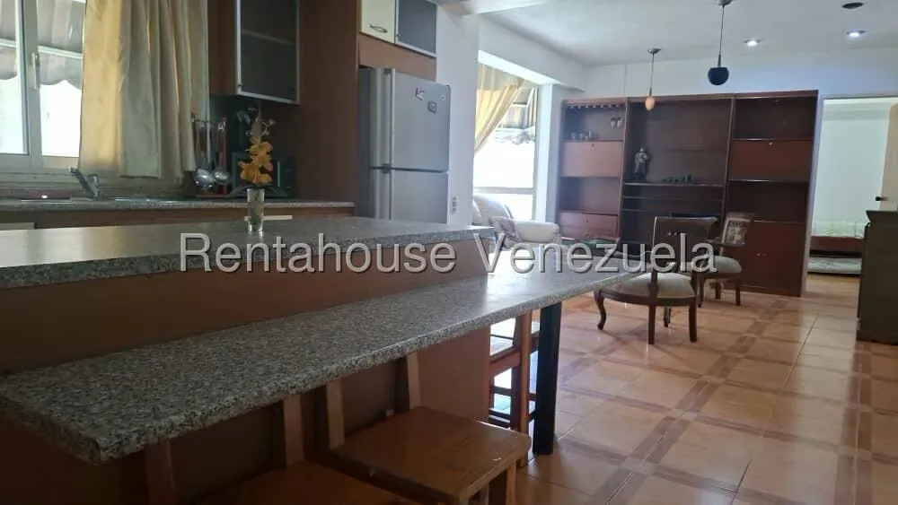 Apartamento (1 Nivel) en Alquiler en San Bernardino, Distrito Metropolitano - 12