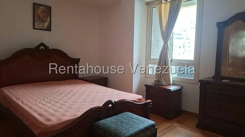 Apartamento (1 Nivel) en Alquiler en San Bernardino, Distrito Metropolitano - 16