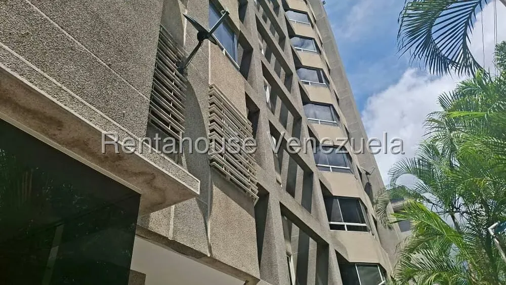 Apartamento (1 Nivel) en Alquiler en San Bernardino, Distrito Metropolitano - 3