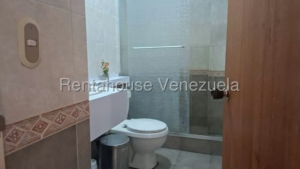 Apartamento (1 Nivel) en Alquiler en San Bernardino, Distrito Metropolitano - 33