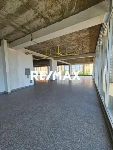 VENTA OFICINA CENTRO EMPRESARIAL 70-60 - 2