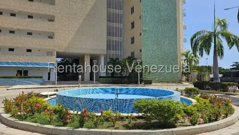 Apartamento (Planta Baja) en Venta en Agua Sal, Miranda