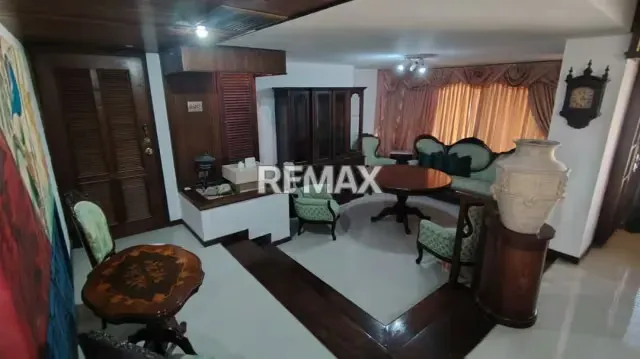 Apartamento en Alquiler en la Lago - 2