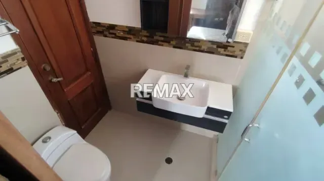 Apartamento en Alquiler en la Lago - 7
