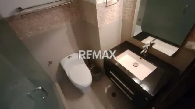 Apartamento en Alquiler en la Lago - 9