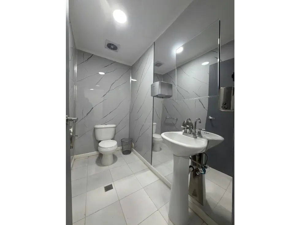 Alquilo oficina 420m2 San Roman 0694 - 11
