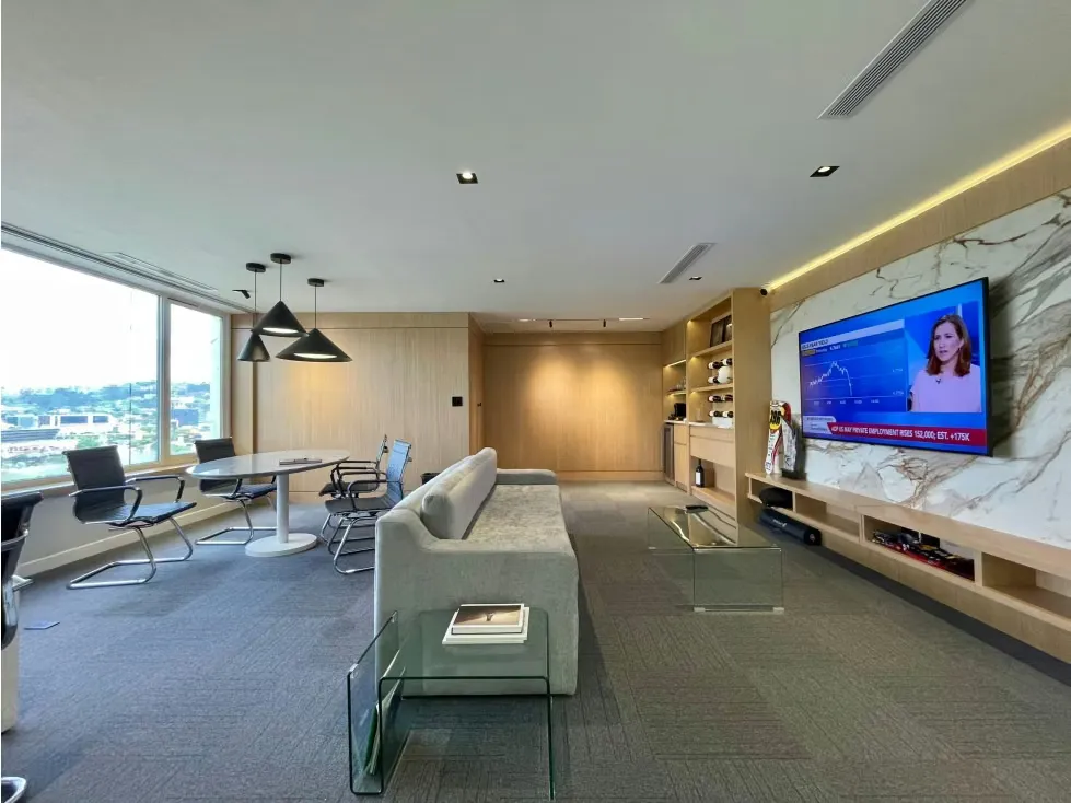 Se alquila oficina 180m² Chacao - 3