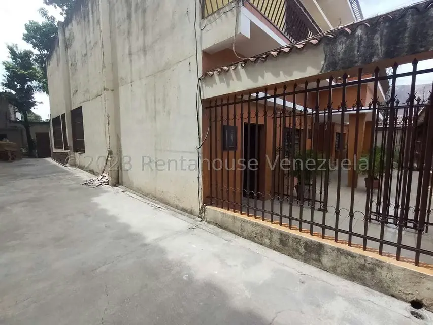 Casa (Multipes Niveles) en Venta en Centro, Aragua - 19