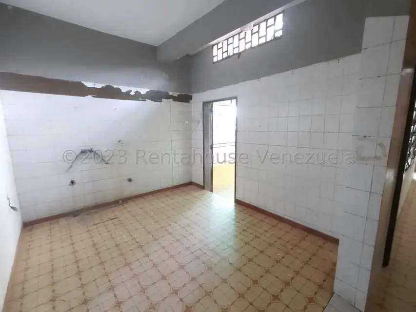 Casa (Multipes Niveles) en Venta en Centro, Aragua - 33