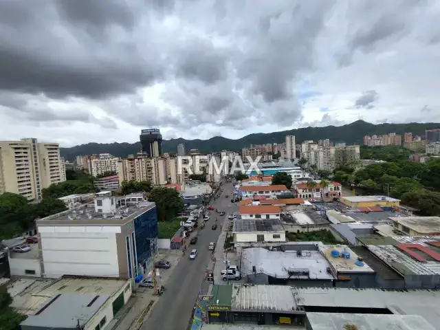 ALQUILO APARTAMENTO CON VISTA PANORÁMICA AMOBLADO Y EQUIPADO EN PREBO, RES CECILIA
