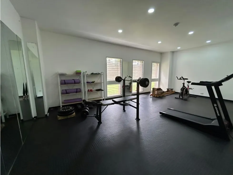 Se alquila Apto 263m² 2h+s/3b+s/3p Valle Arriba - 25