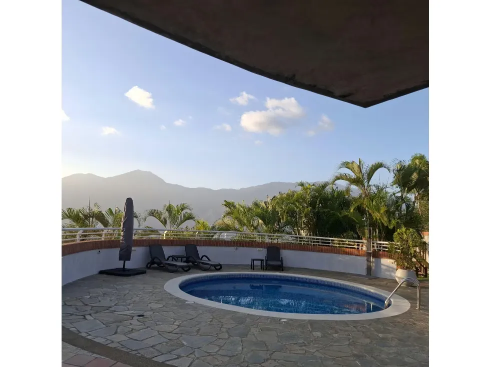 En venta Planta Baja Duplex, Urb. El Solar del Hatillo - 14