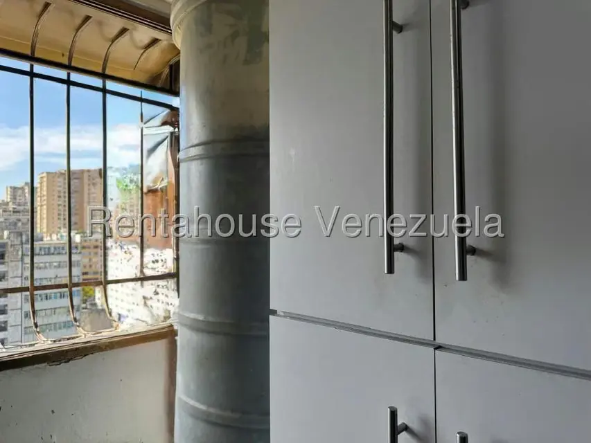 Apartamento (1 Nivel) en Venta en Parroquia Altagracia, Distrito Metropolitano - 24