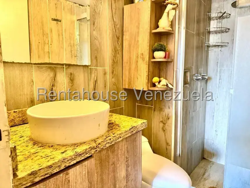 Apartamento (1 Nivel) en Venta en Parroquia Altagracia, Distrito Metropolitano - 32