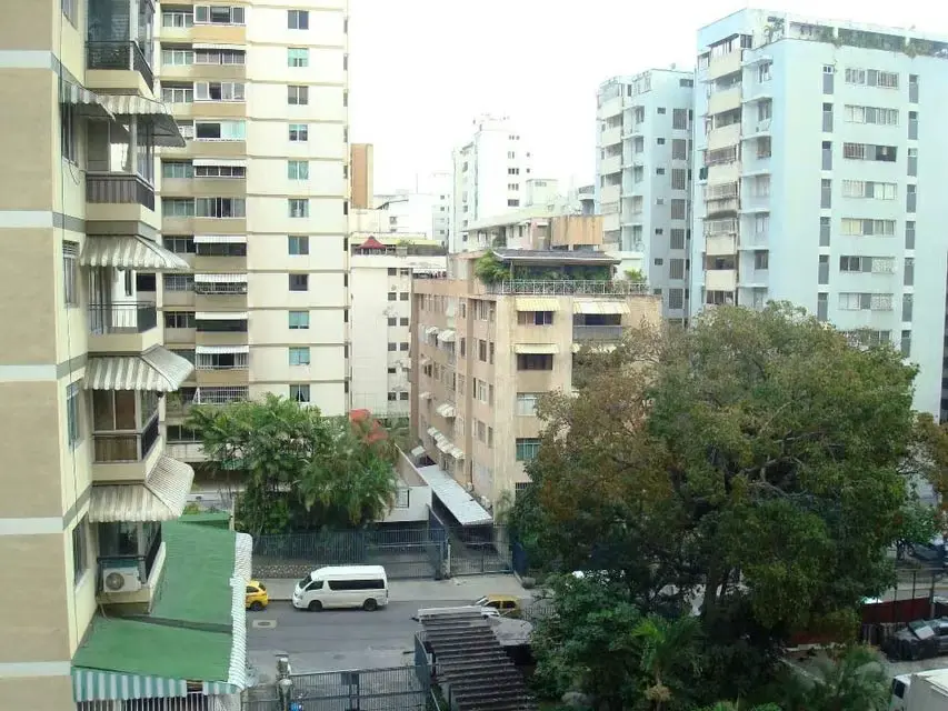 Apartamento (1 Nivel) en Venta en Los Palos Grandes, Distrito Metropolitano - 42