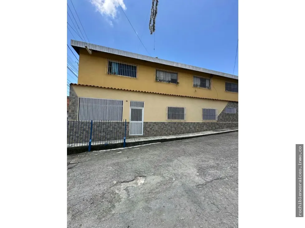 PUEBLO GUATIRE CASA COMERCIAL Y RESIDENCIAL EN VENTA - 2