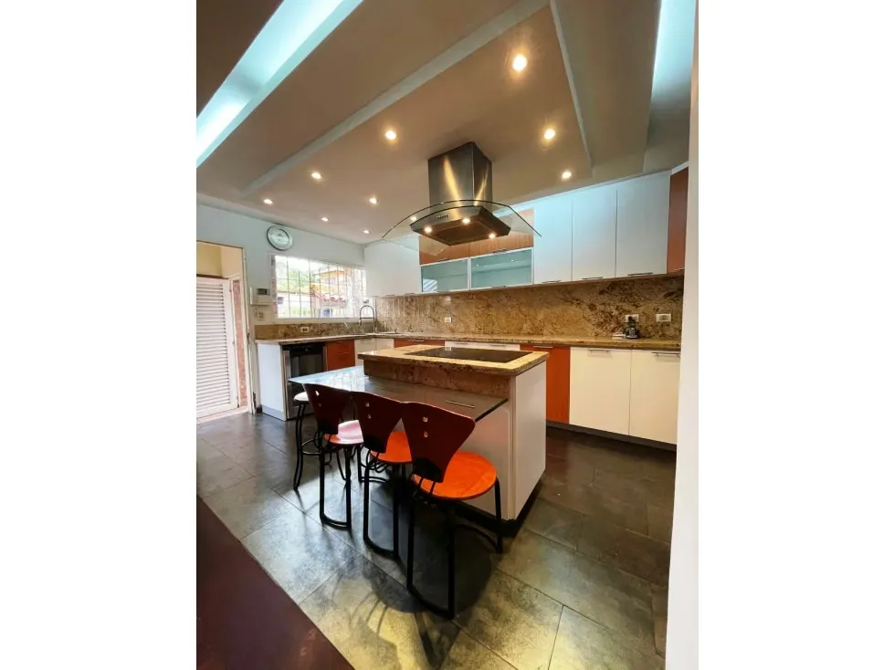 CASA - LA LAGUNITA - 340 Mts2 - 5
