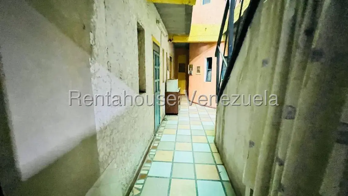 Casa (1 Nivel) en Venta en Centro, Aragua - 22