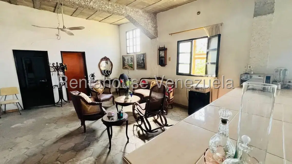 Casa (1 Nivel) en Venta en Centro, Aragua - 28