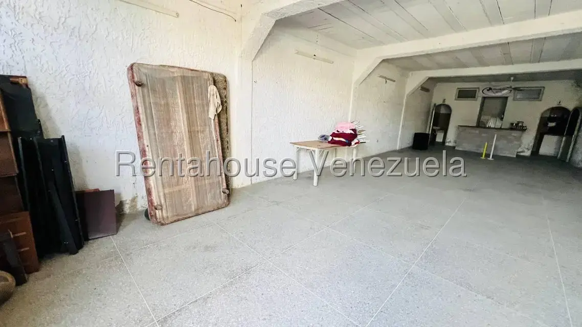 Casa (1 Nivel) en Venta en Centro, Aragua - 33