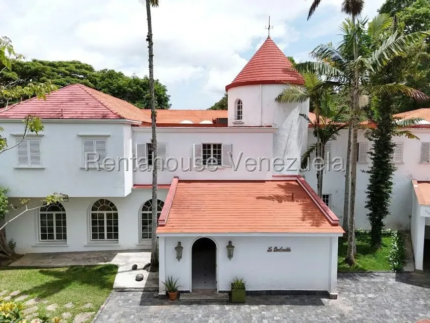 Casa (Duplex) en Venta en La Lagunita Country Club, Distrito Metropolitano - 2