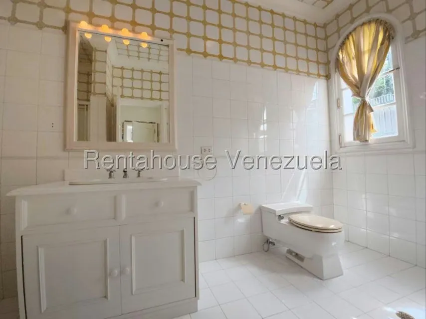 Casa (Duplex) en Venta en La Lagunita Country Club, Distrito Metropolitano - 38
