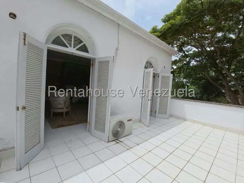 Casa (Duplex) en Venta en La Lagunita Country Club, Distrito Metropolitano - 50