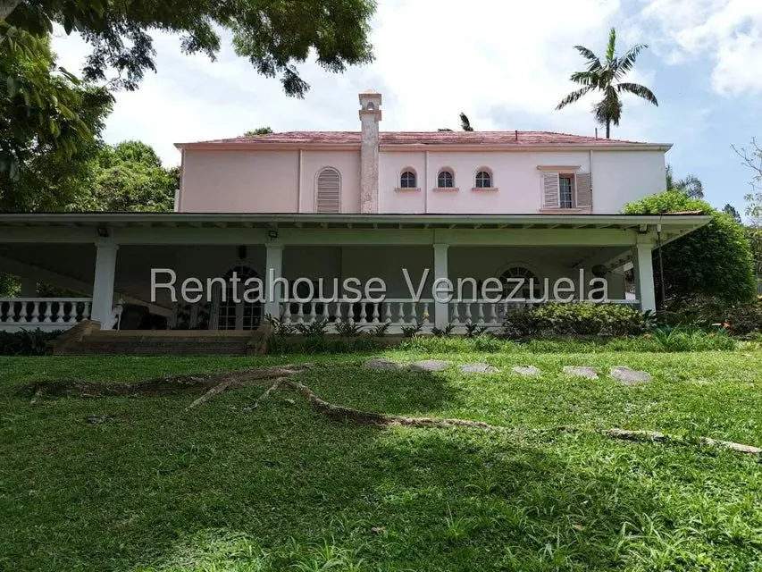 Casa (Duplex) en Venta en La Lagunita Country Club, Distrito Metropolitano - 5