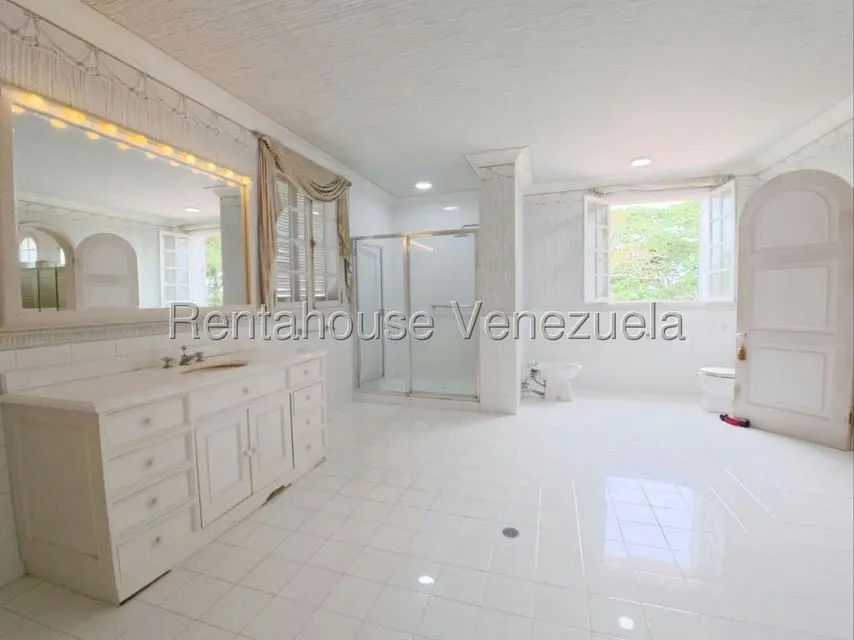 Casa (Duplex) en Venta en La Lagunita Country Club, Distrito Metropolitano - 53