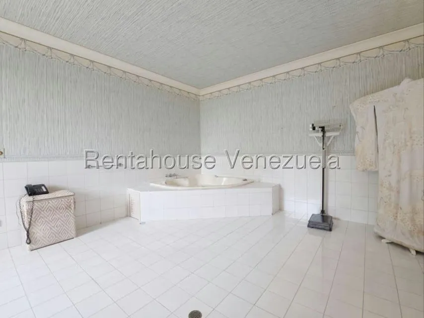 Casa (Duplex) en Venta en La Lagunita Country Club, Distrito Metropolitano - 54