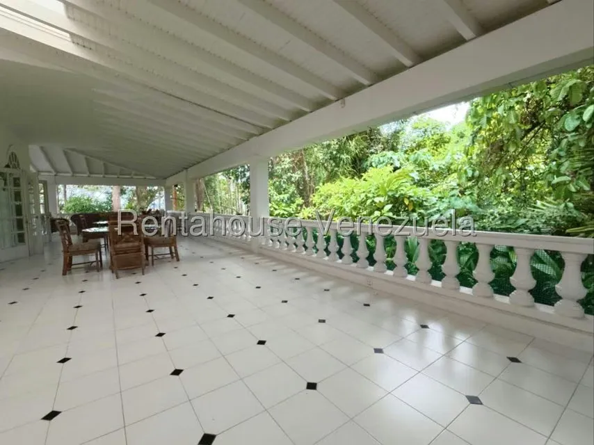 Casa (Duplex) en Venta en La Lagunita Country Club, Distrito Metropolitano - 55