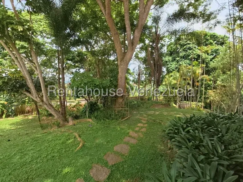 Casa (Duplex) en Venta en La Lagunita Country Club, Distrito Metropolitano - 61