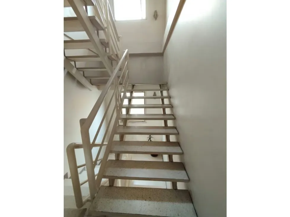 Vendo casa 290m2 La California Sur 1603 - 15