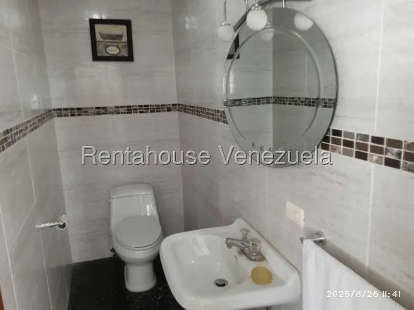 Casa (Duplex) en Venta en Alta Florida, Distrito Metropolitano - 13